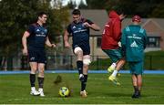 24 September 2018; Peter O'Mahony alongside team-mate Ronan O'Mahony, left, backline and attack coach Felix Jones and defence coach JP Ferreira, right, during Munster Rugby squad training at the University of Limerick in Limerick. Photo by Diarmuid Greene/Sportsfile