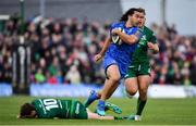 29 September 2018; James Lowe of Leinster escapes the tackle of Jack Carty of Connacht during the Guinness PRO14 Round 5 match between Connacht and Leinster at The Sportsground in Galway. Photo by Brendan Moran/Sportsfile