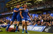 6 October 2018; James Lowe of Leinster celebrates scoring his sides third try with teammats during the Guinness PRO14 Round 6 match between Leinster and Munster at Aviva Stadium, in Dublin. Photo by Harry Murphy/Sportsfile