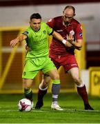 8 October 2018; Chris Lyons of Drogheda United in action against Alan Byrne of Shelbourne during the SSE Airtricity League Promotion / Relegation Play-off Series 2nd leg match between Shelbourne and Drogheda United at Tolka Park in Dublin. Photo by Piaras Ó Mídheach/Sportsfile
