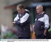6 September 2003; Republic of Ireland manager Brian Kerr watches the time during the closing stages with his coach Noel O'Reilly. European Championship Group Ten qualifier, Republic of Ireland v Russia, Lansdowne Road, Dublin. Picture credit; David Maher / SPORTSFILE *EDI*