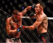 6 October 2018; Anthony Pettis, left, and Tony Ferguson compete in their UFC lightweight fight during UFC 229 at T-Mobile Arena in Las Vegas, Nevada, USA. Photo by Stephen McCarthy/Sportsfile