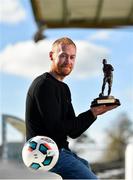 18 October 2018; Chris Shields of Dundalk with his SSE Airtricity/SWAI Player of the Month award for September, at Oriel Park in Dundalk, Co Louth. Photo by Seb Daly/Sportsfile