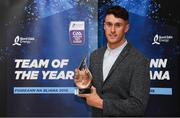 19 October 2018; Tim O’Mahony of Cork with his award at the Bord Gáis Energy GAA Hurling U-21 Team of the Year Awards at City Hall in Dublin. Photo by Piaras Ó Mídheach/Sportsfile