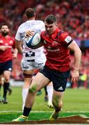 20 October 2018; Sam Arnold of Munster celebrates after scoring his side's fourth try during the Heineken Champions Cup Pool 2 Round 2 match between Munster and Gloucester at Thomond Park in Limerick. Photo by Sam Barnes/Sportsfile