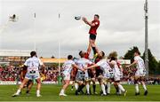 20 October 2018; Peter O'Mahony of Munster wins possession in a lineout during the Heineken Champions Cup Pool 2 Round 2 match between Munster and Gloucester at Thomond Park in Limerick. Photo by Diarmuid Greene/Sportsfile