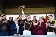21 October 2018; Ballyea captain Tony Kelly lifts the cup after the Clare County Senior Club Hurling Championship Final match between Cratloe and Ballyea at Cusack Park, in Ennis, Clare. Photo by Matt Browne/Sportsfile