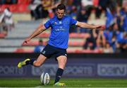 21 October 2018; Jonathan Sexton of Leinster prior to the Heineken Champions Cup Round Pool 1 Round 2 match between Toulouse and Leinster at Stade Ernest Wallon, in Toulouse, France. Photo by Brendan Moran/Sportsfile