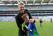 23 October 2018; Westlife member Nicky Byrne with his son Rocco Byrne from St. Oliver Plunkett NS, Malahide, Co Dublin, during day 2 of the Allianz Cumann na mBunscol Finals at Croke Park in Dublin. Photo by Harry Murphy/Sportsfile