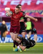 27 October 2018; Rory Scannell of Munster is tackled by Nick Grigg of Glasgow Warriors during the Guinness PRO14 Round 7 match between Munster and Glasgow Warriors at Thomond Park, Limerick. Photo by Brendan Moran/Sportsfile