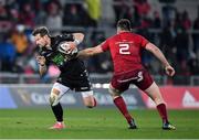27 October 2018; Pete Horne of Glasgow Warriors is tackled by Niall Scannell of Munster during the Guinness PRO14 Round 7 match between Munster and Glasgow Warriors at Thomond Park in Limerick. Photo by Brendan Moran/Sportsfile
