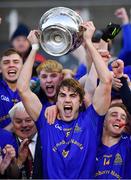 28 October 2018; St Finbarrs captain Ian Maguire lifts the cup after the Cork County Senior Club Football Championship Final match between Duhallow and St Finbarrs at Páirc Uí Chaoimh, Cork. Photo by Piaras Ó Mídheach/Sportsfile