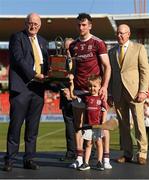 11 November 2018; David Hurley, Governor of New South Wales, right, looks on as Uachtarán Chumann Lúthchleas Gael John Horan presents Padraic Mannion of Galway and mascot Jamie Tuohy with the trophy after the Wild Geese Cup match between Galway and Kilkenny at Spotless Stadium in Sydney, Australia. Photo by Ray McManus/Sportsfile