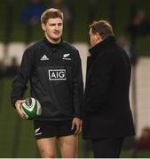 17 November 2018; New Zealand head coach Steve Hansen speaks with Jordie Barrett, right, prior to the Guinness Series International match between Ireland and New Zealand at the Aviva Stadium in Dublin. Photo by David Fitzgerald/Sportsfile