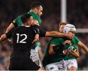 17 November 2018; Rory Best of Ireland is tackled by Ryan Crotty of New Zealand during the Guinness Series International match between Ireland and New Zealand at Aviva Stadium, Dublin. Photo by Brendan Moran/Sportsfile