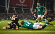 17 November 2018; Beauden Barrett of New Zealand is tackled by Keith Earls of Ireland during the Guinness Series International match between Ireland and New Zealand at the Aviva Stadium in Dublin. Photo by David Fitzgerald/Sportsfile