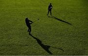 18 November 2018; Coolderry players warm up ahead of the AIB Leinster GAA Hurling Senior Club Championship semi-final match between Ballyboden St Enda's and Coolderry at Parnell Park, in Dublin. Photo by Sam Barnes/Sportsfile