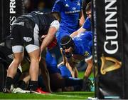 23 November 2018; Scott Fardy of Leinster, centre, on his way to scoring his side's fourth try during the Guinness PRO14 Round 9 match between Leinster and Ospreys at the RDS Arena in Dublin. Photo by Seb Daly/Sportsfile