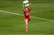 9 September 2018; Hannah Looney of Cork celebrates with the O'Duffy Cup after the Liberty Insurance All-Ireland Senior Camogie Championship Final match between Cork and Kilkenny at Croke Park in Dublin. Photo by Piaras Ó Mídheach/Sportsfile