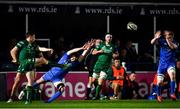 22 December 2018; Rory O'Loughlin, left, and Dan Leavy of Leinster attempt to close down a kick from Jack Carty of Connacht during the Guinness PRO14 Round 11 match between Leinster and Connacht at the RDS Arena in Dublin. Photo by Sam Barnes/Sportsfile