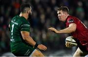 5 January 2019; Chris Farrell of Munsterin action against Denis Buckley of Connacht during the Guinness PRO14 Round 13 match between Connacht and Munster at the Sportsground in Galway. Photo by Piaras Ó Mídheach/Sportsfile