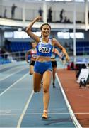 27 January 2019; Ava O'Connor of Tullamore Harriers AC, Co. Offaly, celebrates winning the Junior Women 800m event during the Irish Life Health Junior and U23 Indoors at AIT International Arena in Athlone, Co. Westmeath. Photo by Sam Barnes/Sportsfile