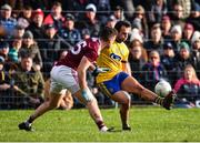 20 January 2019; Donie Smith of Roscommon in action against Johnny Duane of Galway during the Connacht FBD League Final match between Galway and Roscommon at Tuam Stadium in Galway. Photo by Sam Barnes/Sportsfile