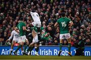 2 February 2019; Maro Itoje of England collides with Keith Earls of Ireland during the Guinness Six Nations Rugby Championship match between Ireland and England in the Aviva Stadium in Dublin. Photo by David Fitzgerald/Sportsfile