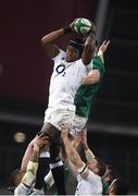 2 February 2019; Maro Itoje of England wins possession in a lineout ahead of James Ryan of Ireland during the Guinness Six Nations Rugby Championship match between Ireland and England in the Aviva Stadium in Dublin. Photo by David Fitzgerald/Sportsfile