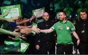 21 February 2019; Steve Lennon makes his way to the stage ahead of his Premier League Darts Night Three match against Peter Wright at the 3Arena in Dublin. Photo by Seb Daly/Sportsfile
