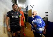 22 February 2019; Dundalk captain Brian Gartland chats to Finn Harps official Ann Kelly prior to the SSE Airtricity League Premier Division match between Finn Harps and Dundalk at Finn Park in Ballybofey, Donegal. Photo by Stephen McCarthy/Sportsfile