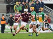 24 February 2019; Jason Flynn of Galway in action against Shane Kinsella, left, and Colin Egan of Offaly during the Allianz Hurling League Division 1B Round 4 match between Offaly and Galway at Bord Na Mona O'Connor Park in Tullamore, Offaly. Photo by Matt Browne/Sportsfile