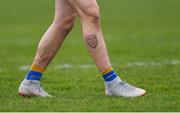 24 February 2019; A tattoo of the Arsenal FC crest on the leg of Gearóid O'Brien of Clare during the Allianz Football League Division 2 Round 4 match between Kildare and Clare at St Conleth's Park in Newbridge, Co Kildare. Photo by Piaras Ó Mídheach/Sportsfile