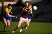 16 March 2019; Peter Cooke of Galway in action against Ciaran Lennon, left, and Niall Daly of Roscommon during the Allianz Football League Division 1 Round 6 match between Galway and Roscommon at Pearse Stadium in Salthill, Galway. Photo by Sam Barnes/Sportsfile