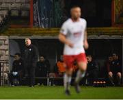 29 March 2019; St Patrick's Athletic manager Harry Kenny looks on as Michael Drennan leaves the field after being shown a red card during the SSE Airtricity League Premier Division match between Bohemians and St Patrick's Athletic at Dalymount Park in Dublin. Photo by Seb Daly/Sportsfile