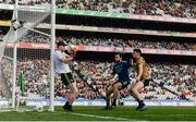 31 March 2019; Mayo goalkeeper Rob Hennelly makes a save during the Allianz Football League Division 1 Final match between Kerry and Mayo at Croke Park in Dublin. Photo by Stephen McCarthy/Sportsfile