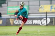 12 April 2019; JJ Hanrahan of Munster during the warm-up of the Guinness PRO14 Round 20 game between Benetton Treviso and Munster Rugby at Stadio di Monigo in Treviso, Italy. Photo by Roberto Bregani/Sportsfile