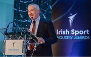 15 April 2019; Vincent Wall, MC and Newstalk Business Editor, speaking during the Irish Sport Industry Awards presented by the Federation of Irish Sport at Crowne Plaza Blanchardstown. Photo by Sam Barnes/Sportsfile