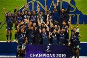 10 May 2019; The ASM Clermont Auvergne team celebrate with the Challenge cup after the Heineken Challenge Cup Final match between ASM Clermont Auvergne and La Rochelle at St James' Park in Newcastle Upon Tyne, England. Photo by Brendan Moran/Sportsfile