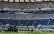 11 May 2019; The Saracens team walk the pitch prior to the Heineken Champions Cup Final match between Leinster and Saracens at St James' Park in Newcastle Upon Tyne, England. Photo by Brendan Moran/Sportsfile