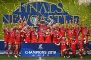 11 May 2019; Saracens players celebrate with the cup following the Heineken Champions Cup Final match between Leinster and Saracens at St James' Park in Newcastle Upon Tyne, England. Photo by David Fitzgerald/Sportsfile