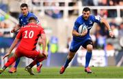 11 May 2019; Robbie Henshaw of Leinster in action against Owen Farrell of Saracens during the Heineken Champions Cup Final match between Leinster and Saracens at St James' Park in Newcastle Upon Tyne, England. Photo by Ramsey Cardy/Sportsfile