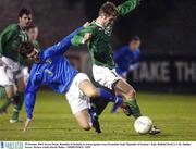 29 October 2003; Kevin Doyle, Republic of Ireland, in action against Luca Franchini, Italy. Republic of Ireland v Italy, Belfield Park, U.C.D., Dublin. Soccer. Picture credit; David Maher / SPORTSFILE *EDI*