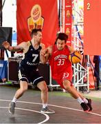 18 May 2019; Neil Randolph of Templeogue Basketball Club in action against Shane O’Connor of Ulster University Elks Basketball during the second annual Hula Hoops 3x3 Basketball Championships at Bray Seafront in Co.Wicklow. Photo by Ray McManus/Sportsfile