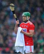 19 May 2019; Eoin Cadogan of Cork dries his hurl with a towel during the Munster GAA Hurling Senior Championship Round 2 match between Limerick and Cork at the LIT Gaelic Grounds in Limerick. Photo by Piaras Ó Mídheach/Sportsfile