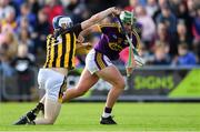 15 June 2019; Conor McDonald of Wexford gets past Huw Lawlor of Kilkenny during the Leinster GAA Hurling Senior Championship Round 5 match between Wexford and Kilkenny at Innovate Wexford Park in Wexford. Photo by Piaras Ó Mídheach/Sportsfile