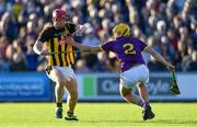 15 June 2019; Adrian Mullen of Kilkenny in action against Damien Reck of Wexford during the Leinster GAA Hurling Senior Championship Round 5 match between Wexford and Kilkenny at Innovate Wexford Park in Wexford. Photo by Piaras Ó Mídheach/Sportsfile