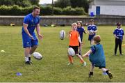 18 July 2019; Leinster player Peter Dooley with participants during the Bank of Ireland Leinster Rugby Summer Camp at Portlaoise RFC in Portlaoise, Co Laois. Photo by Sam Barnes/Sportsfile