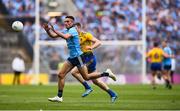 20 July 2019; Niall Scully of Dublin in action against Cathal Cregg of Roscommon during the GAA Football All-Ireland Senior Championship Quarter-Final Group 2 Phase 2 match between Dublin and Roscommon at Croke Park in Dublin. Photo by David Fitzgerald/Sportsfile