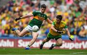 21 July 2019; Paul Geaney of Kerry in action against Ryan McHugh of Donegal during the GAA Football All-Ireland Senior Championship Quarter-Final Group 1 Phase 2 match between Kerry and Donegal at Croke Park in Dublin. Photo by David Fitzgerald/Sportsfile
